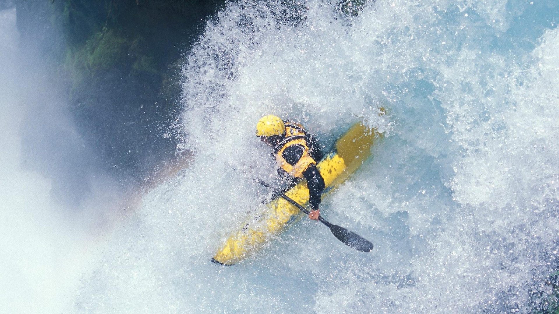 九游娱乐在线官网-“自由搏击热血沸腾，四川省体育馆迎来强者对决”